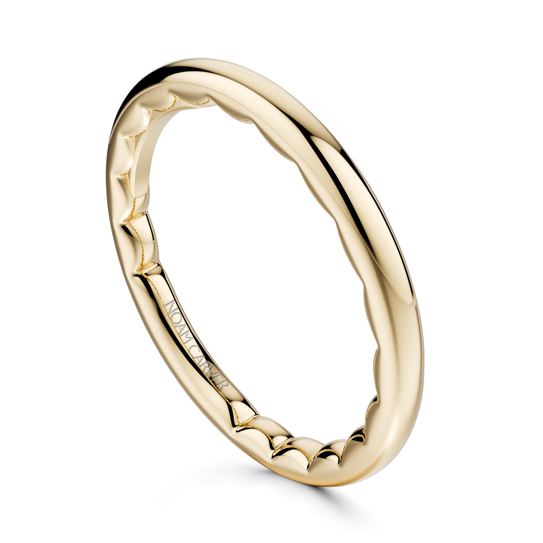Lady's Yellow Gold Domed Band
Finish: Polished 
Top Width: 2.8mm
Ri