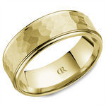 Load image into Gallery viewer, Men's Yellow Gold Stepped Down Edges Band with Hammered Finish
Top W