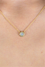 Yellow Sterling Silver Halo Polished Pendant Necklace

PENDANT
Ston