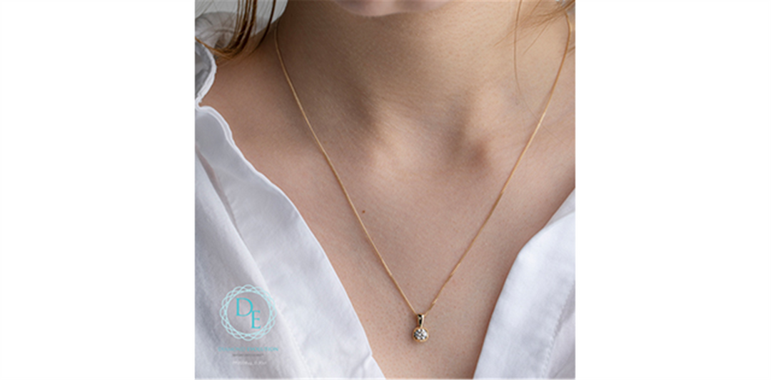 10K Yellow Gold Lab Diamond Tension Set Pendant Necklace

PENDANT
T