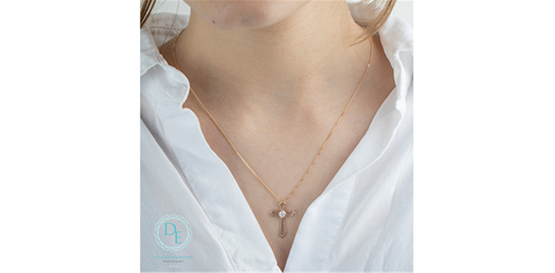 10K Yellow Gold Lab Diamond Cross Religious Pendant Necklace

PENDAN