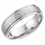 Load image into Gallery viewer, Men's White Gold Stepped Down Edges Band with Hammered Finish 
Top Wi