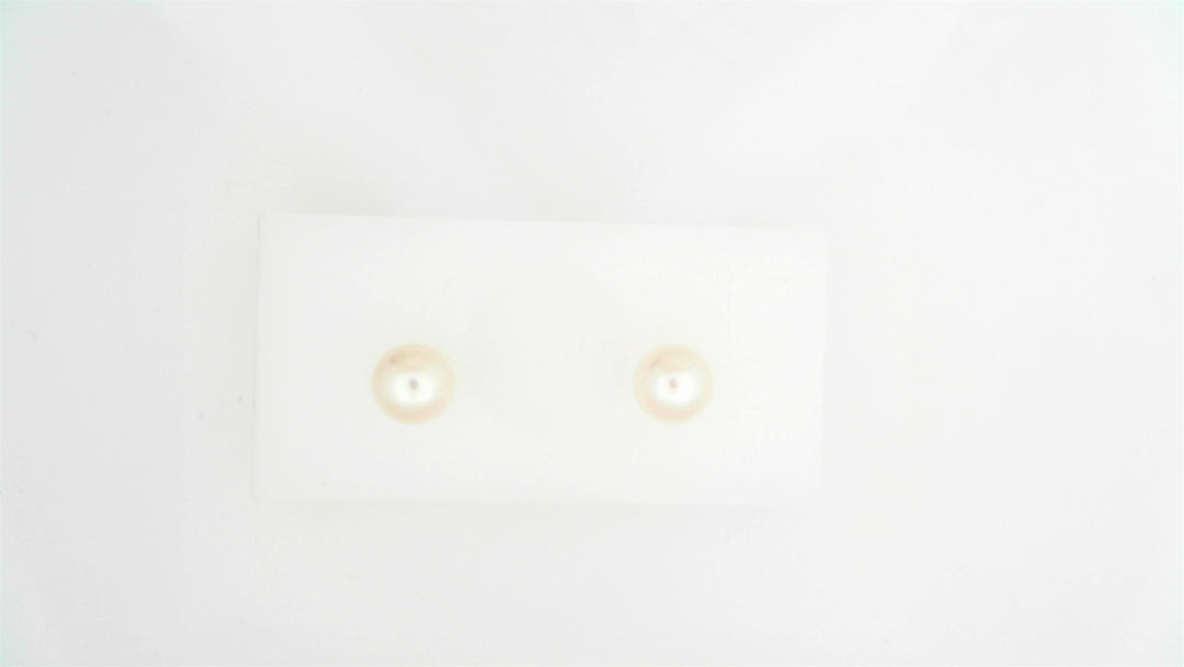 14K Yellow Gold Round Pearls Stud Earrings