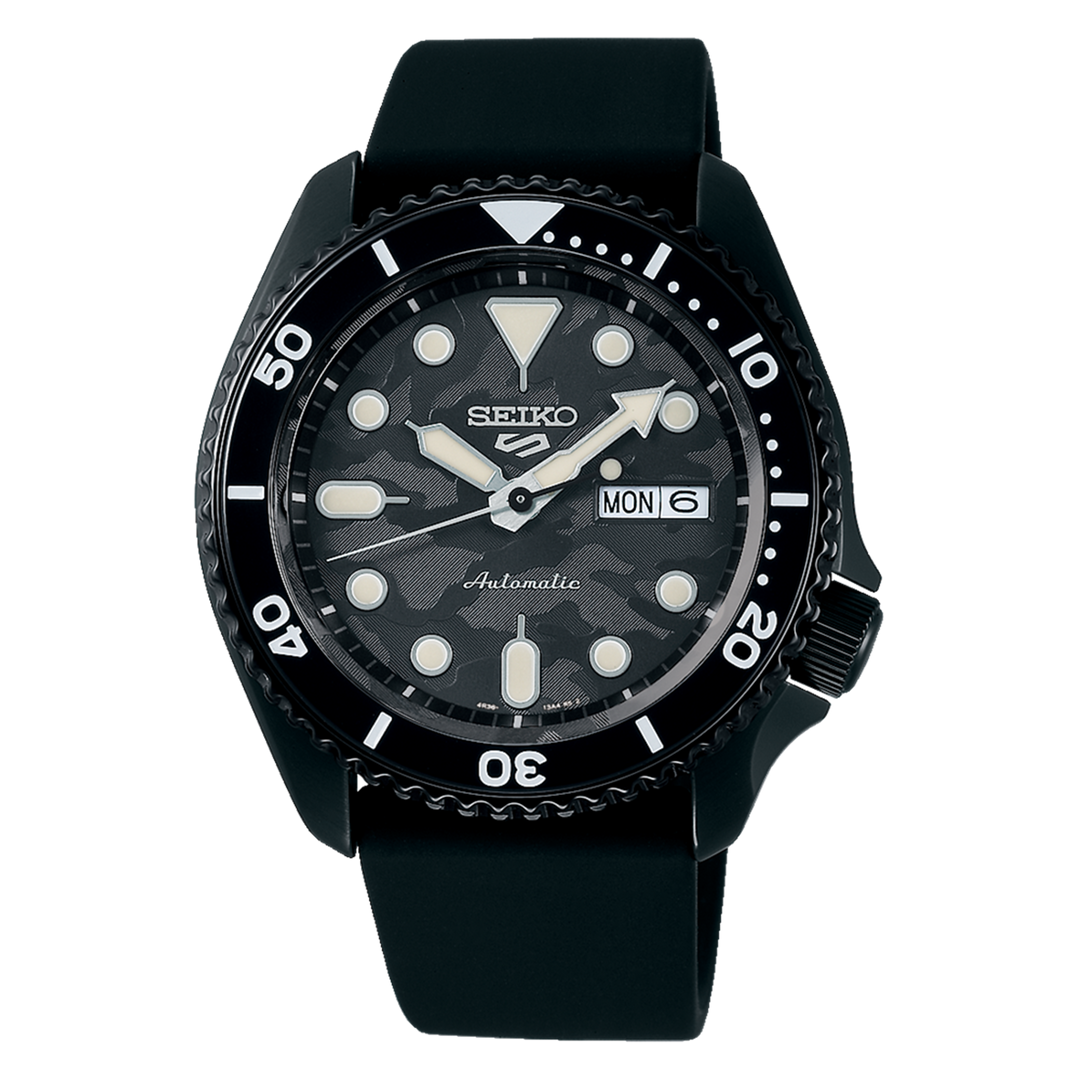 SEIKO5 Men's Stainless Steel Automatic Sport Watch with Camo Dial
Col