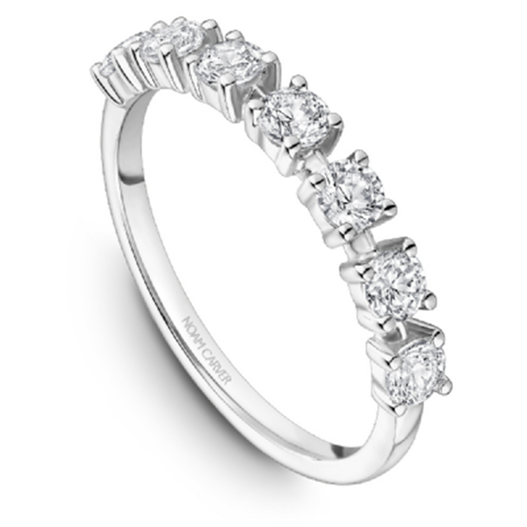 Lady's White Gold Prong Set Diamonds Band
Diamond Shape: Round