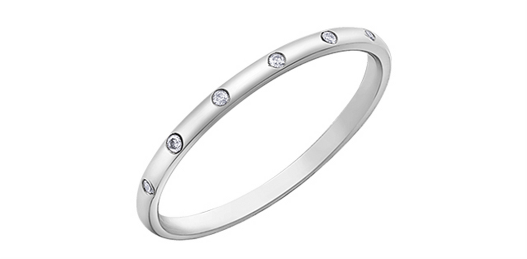 Lady's 10K White Gold Gypsy Set Diamonds Band
Diamond Shape: Round