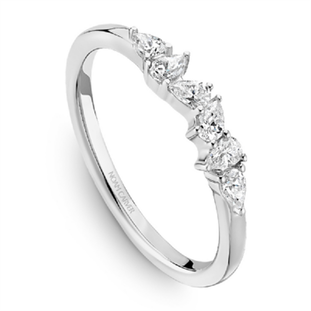 Lady's White Gold Floral Diamonds Band
Diamond Shape: Round