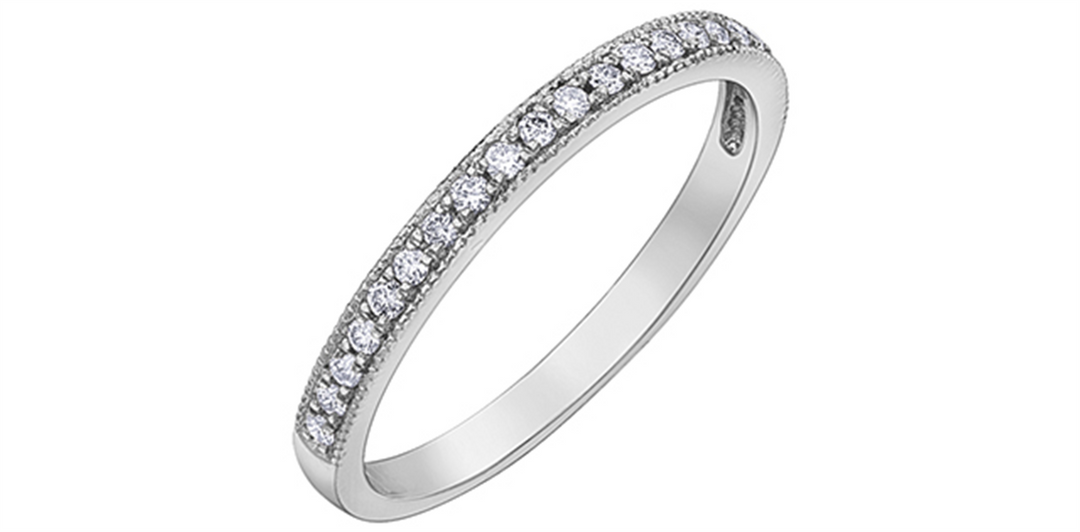 Lady's 10K White Gold Vintage Diamonds Band
Diamond Shape: Round