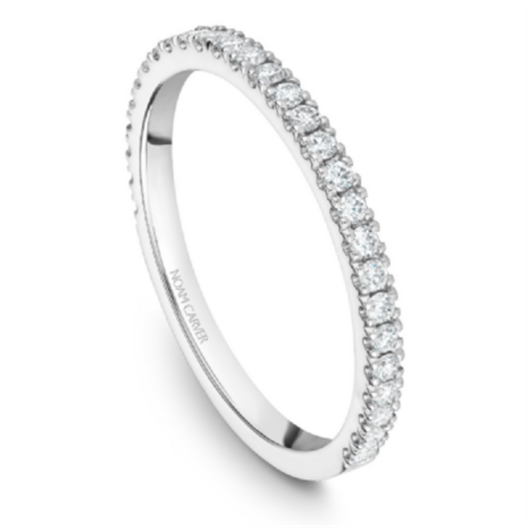 Lady's White Gold Prong Set Diamonds Band
Diamond Shape: Round