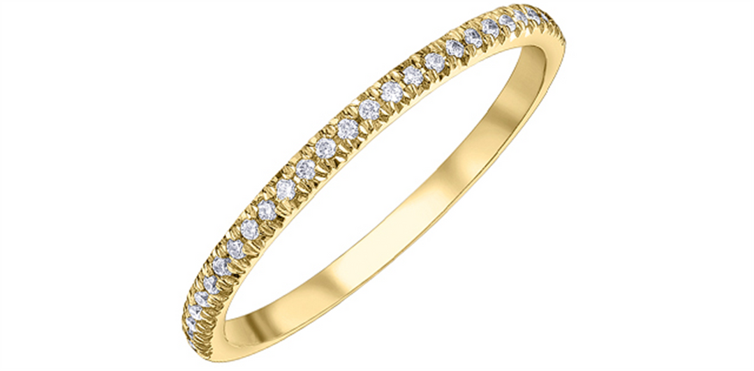 Lady's 10K Yellow Gold Prong Set Diamonds Band
Diamond Shape: Round