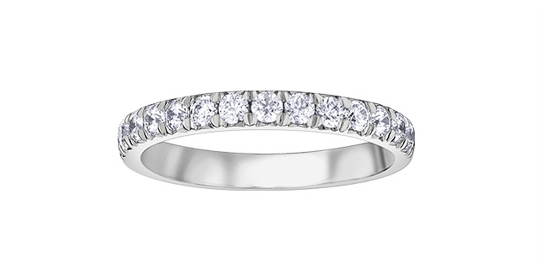 Lady's 14K White Gold Prong Set Diamonds Band
Diamond Shape: Round