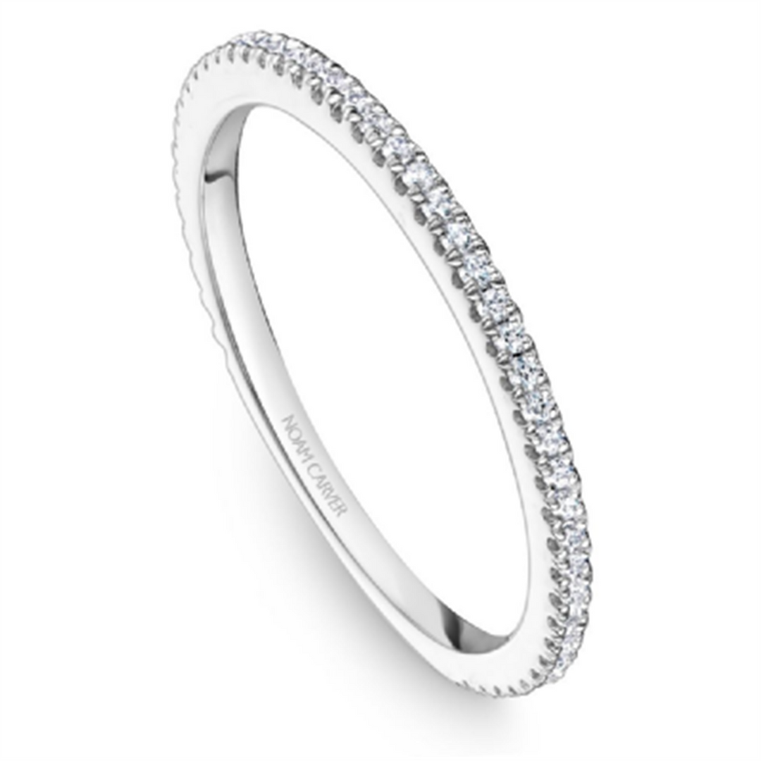 Lady's White Gold Prong Set Diamonds Band
Diamond Shape: Round