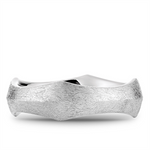 Load image into Gallery viewer, Men's White Gold Ridged Band with Diamond Brushed Finish 
Top Width: