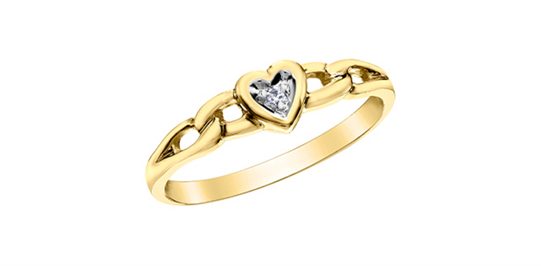 Lady's 10K Yellow Gold Heart Diamond Ring